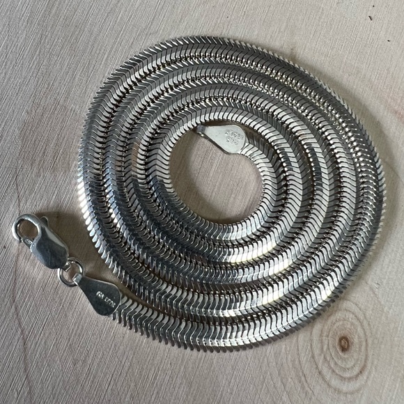 Vintage Jewelry - Sterling Silver 925 (Not Herringbone) Snake Necklace